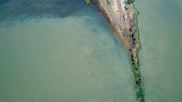 istock Green Lake in Northern Victoria 1461174594