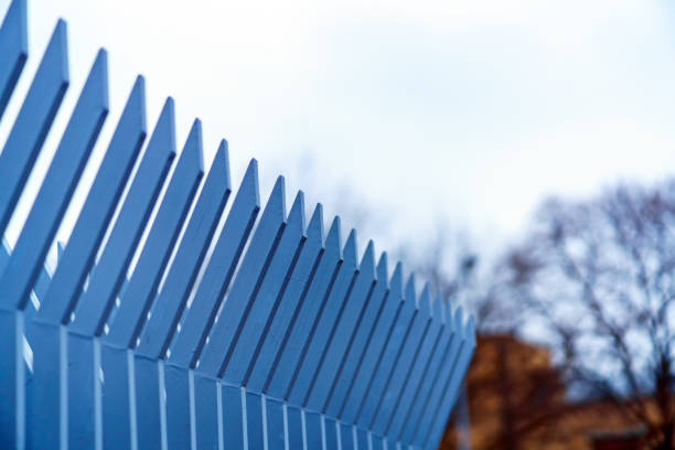 istock Top of security fence with pointed and curved pommels 1461201350