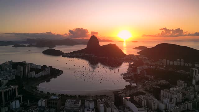 Rio de Janeiro and Sugarloaf Mountain on Sunrse