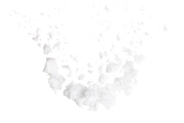 Refined Salt fly explosion, powder white salts explode abstract cloud fly. Small ground salt splash in air, food object element design. White background isolated high speed freeze motion explosión de mosca de sal refinada, sales blancas en polvo explotan mosca de nube abstracta. pequeñas salpicaduras de sal molida en el aire, diseño de os de objetos alimentarios. fondo blanco aislado movimiento de congelación de alta velocidad