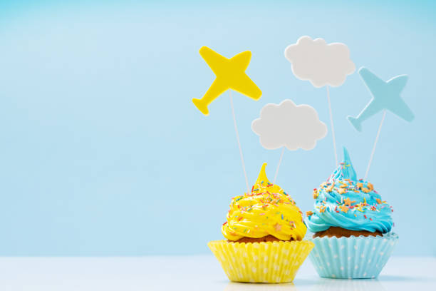 istock Yellow and blue cream cupcakes 1461336200