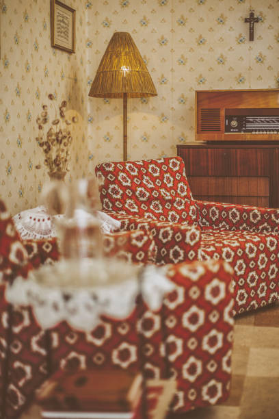 istock Vintage living room 1461406439