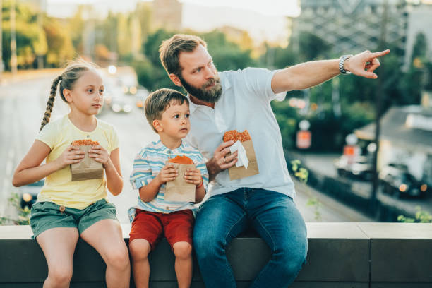 istock Single parent family 1461435584
