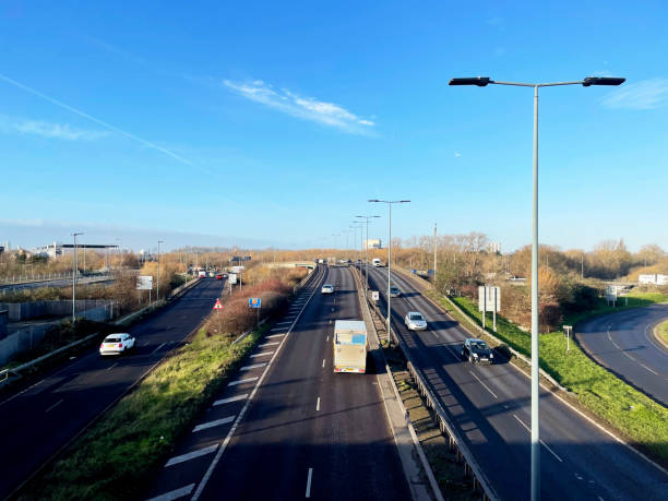 istock Busy road in London 1461557819