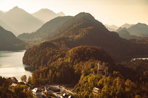 istock Beautiful mountainous landscape in Austria 1461597873
