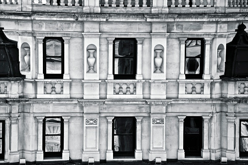 Black and white photo of facade of neoclassical building in London