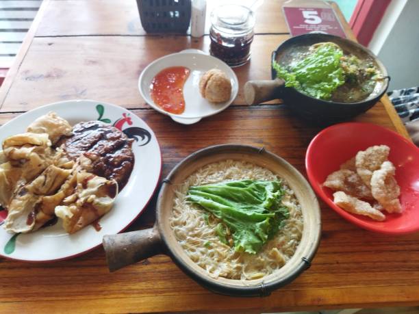 istock Hotpot misua with chicken and boiled egg 1461673894