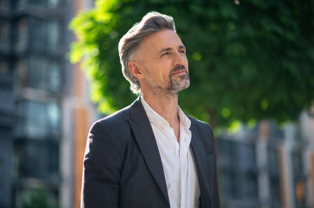 istock Good-looking mature businessman in a nice elegant suit 1461678069