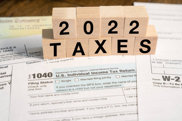 istock 2022 Tax reminder 1461694053