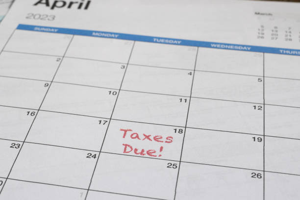istock 2022 Taxes Due 1461694060