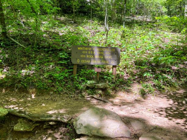 istock Trailhead, Petit Jean State Park 1461779085