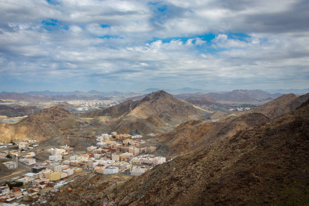 istock View from above the mountains of Mecca, Saudi Arabia 1461995249