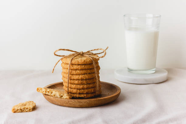 istock Oatmeal cookies on a wooden plate 1462032562