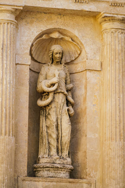 istock Matera  / Sassi di Matera  / Italy / ancient town / statuet 1462102702