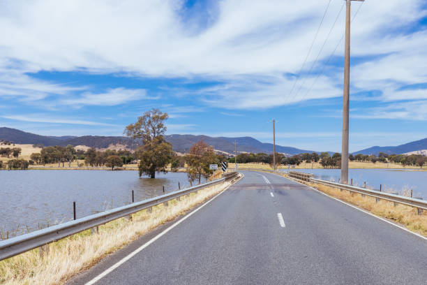 istock Murray Valley Hwy in Australia 1462152483