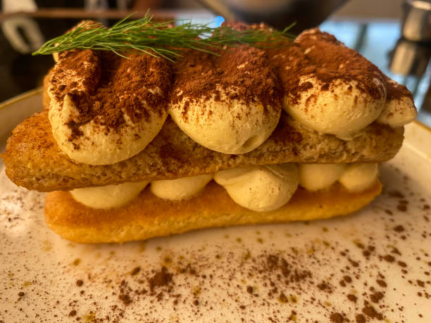istock Tiramisu sponge cake 1462180998