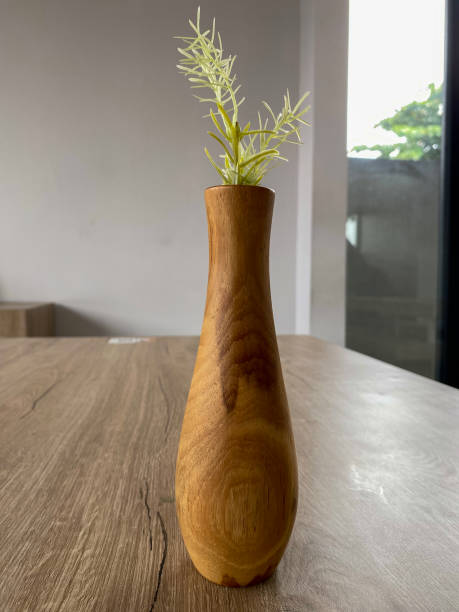 istock vase made of wood 1462183828