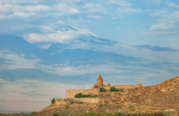 istock Khor Virap Monastery and the slopes of Ararat 1462196157