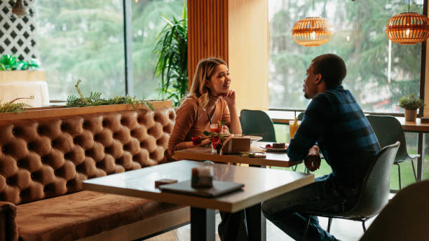 istock Couple on romantic Valentines day date. 1462352340