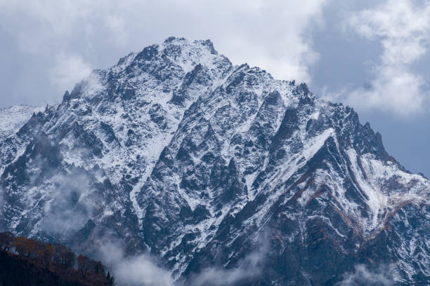 istock Snow covered mountains in winter 1462395954