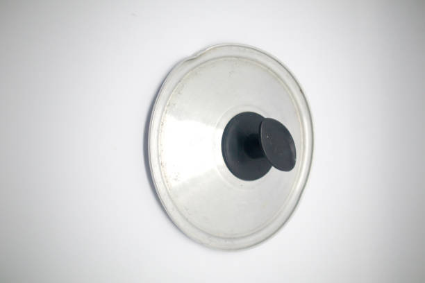istock top view of white background isolated pot lid 1462421847