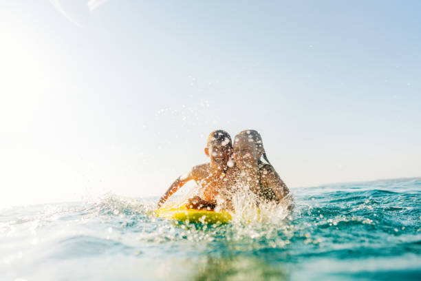 istock Stand up paddling with my sibling 1462440529