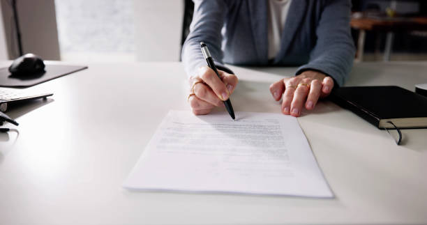 istock Legal Document Signature 1462442180