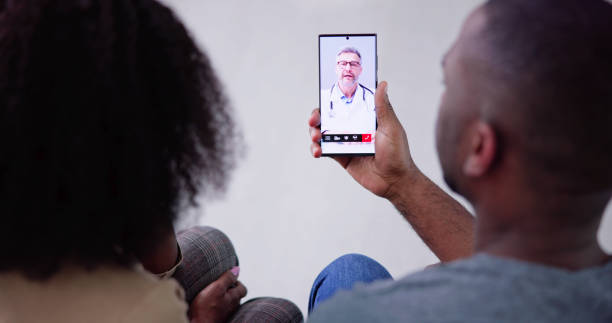 istock Online Video Conference With Medical Doctor 1462446326