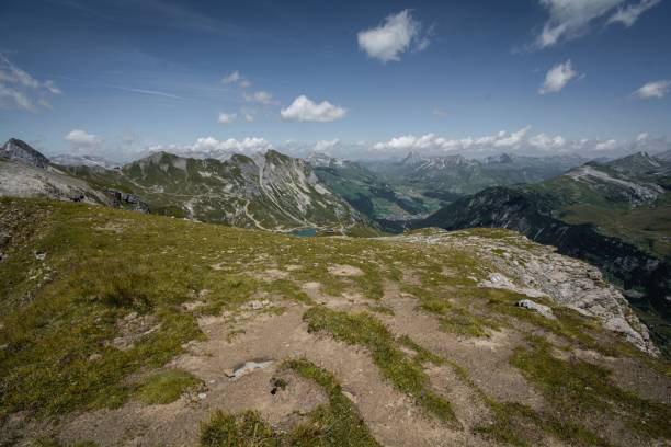 istock Beautiful mountainous landscape in Austria 1462544958