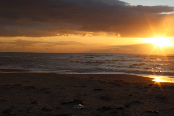 istock Sunset on the sea 1462555027