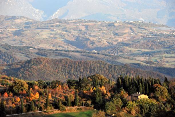 istock Scenery in autumn in Umbria 1462558429