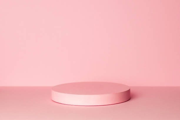 istock Pink product background stand or podium pedestal on empty display with pastel backdrops. 1462591617