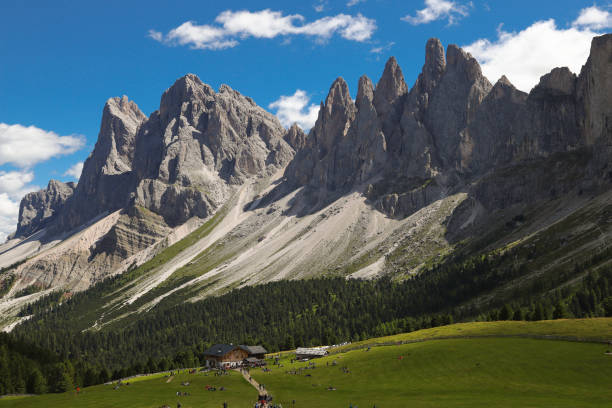 istock The Odle - Dolomites - Malga Brogles 1462605693