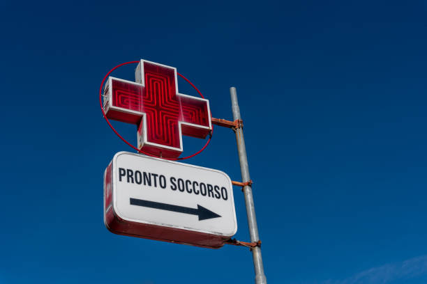 istock Italian first aid sign 1462625429