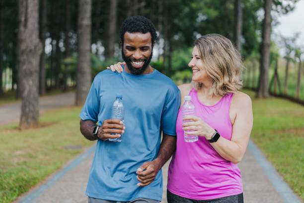 istock Relaxed couple of friends during physical exercise 1462659542