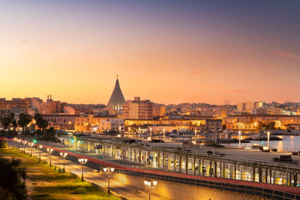 istock Syracuse, Sicily, Italy Town Skyline 1462671456