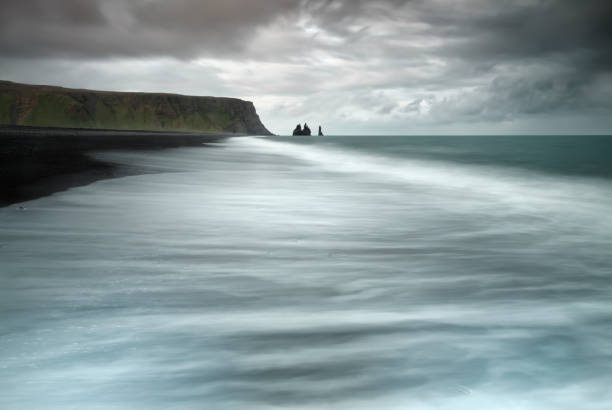 istock landscape beach in vik iceland 1462727439