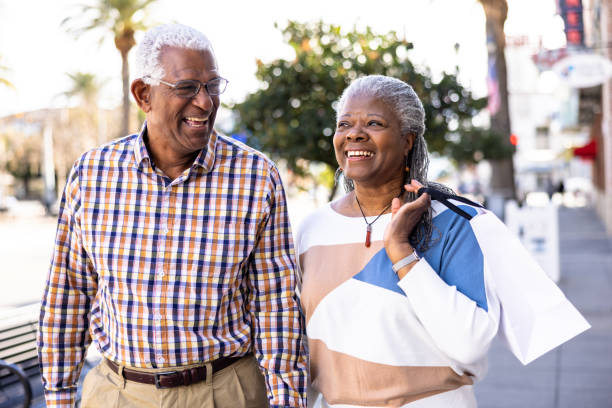 istock Senior black couple shopping downtown 1462793824