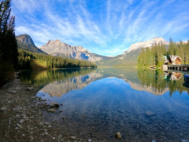 istock Emerald Lake, Mountains, and Mirrored Landscape 1462937488