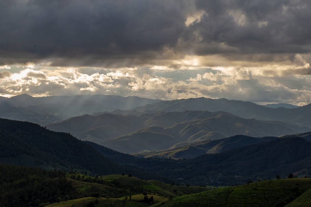istock Mountain view, sky and sunlight. Nature background. 1462940112