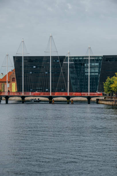 istock Circle Bridge (Cirkelbroen) shaped like ship masts in Copenhagen, Denmark 1462980306
