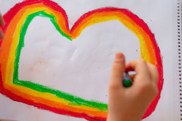 istock Little Girl drawing 1462994880