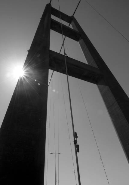 humber bridge tower - abstract - humber bridge bridge humber river yorkshire stock-fotos und bilder