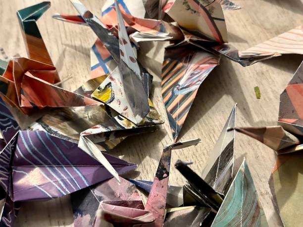 istock Origami birds in different colors and sizes 1463067671