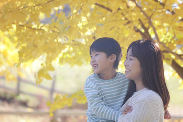 istock Parent and child with a smile 1463099152
