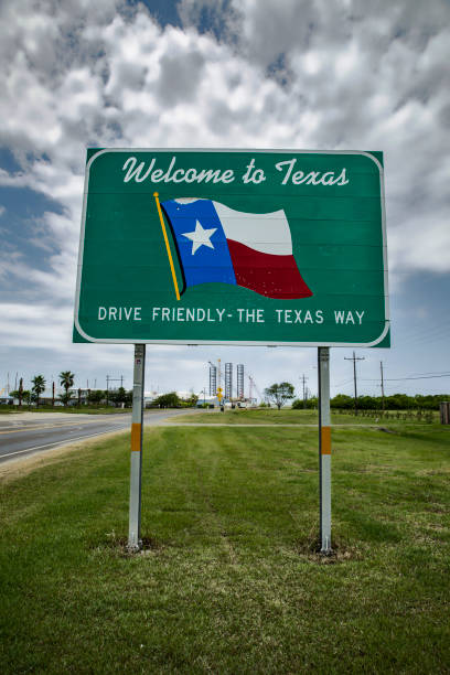 istock Welcome to Texas sign 3 1463116727