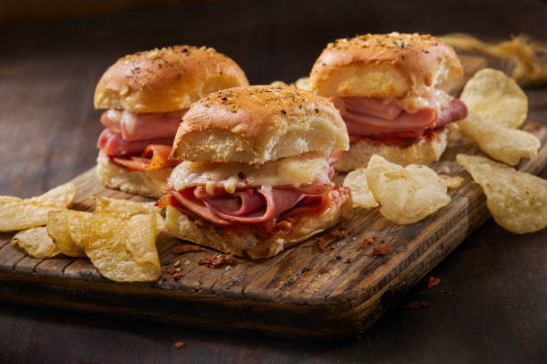 istock Pizza Sliders on Hawaiian Buns 1463117096