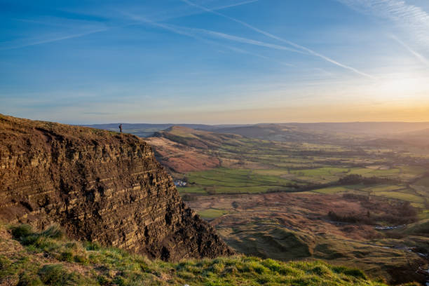istock Mam Tor sunrise in the Peak District 1463162928