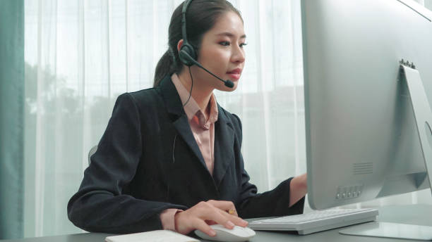 istock Enthusiastic female operator provide helpful customer service to customer. 1463233430
