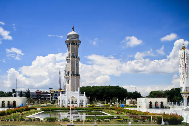 istock The Baiturrahman Grand Mosque in Banda Aceh 1463300124